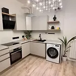 Apartment Casa Semi 整套公寓 *